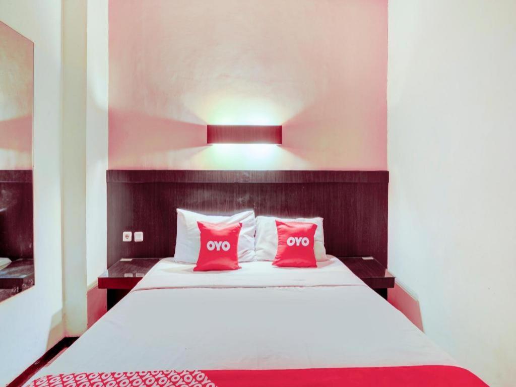 Oyo Flagship 90425 22 Hotel 3*